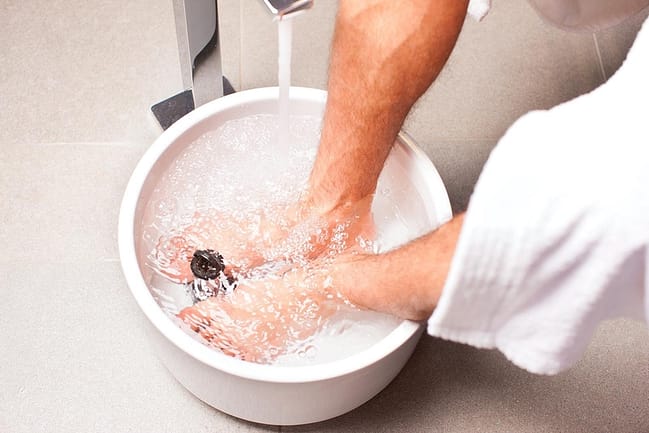home remedies soaking feet natural remedies for ingrown toenail soaking your feet