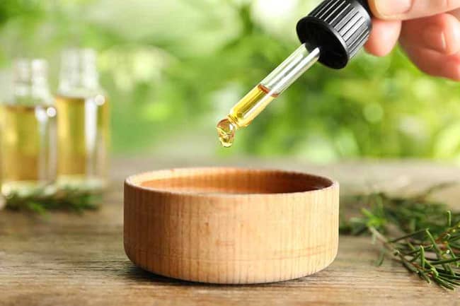 Tea tree oil for natural remedy for foot fungus