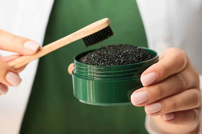 Activated charcoal for yellow teeth